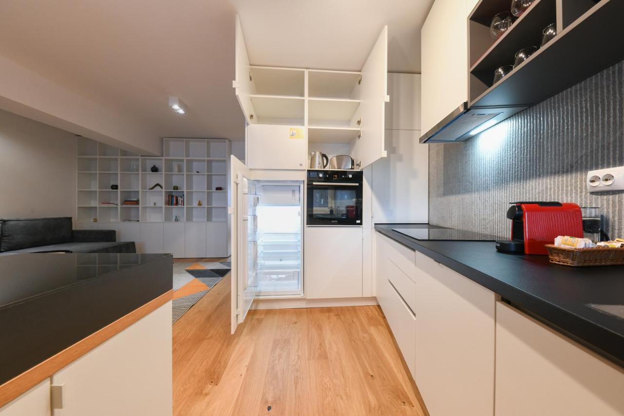 Charming 2 Bedroom Apartment Kluž Exteriér fotografie